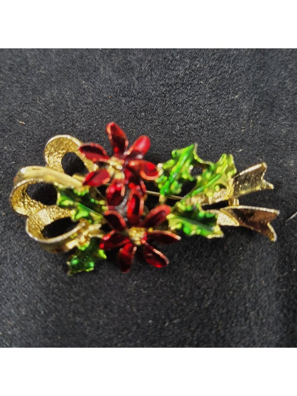 Vintage Gerrys Christmas Poinsettia Brooch Pin With Red & Green Enamel Accents